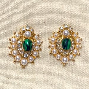 NEW Faux Pearl Stud Earrings